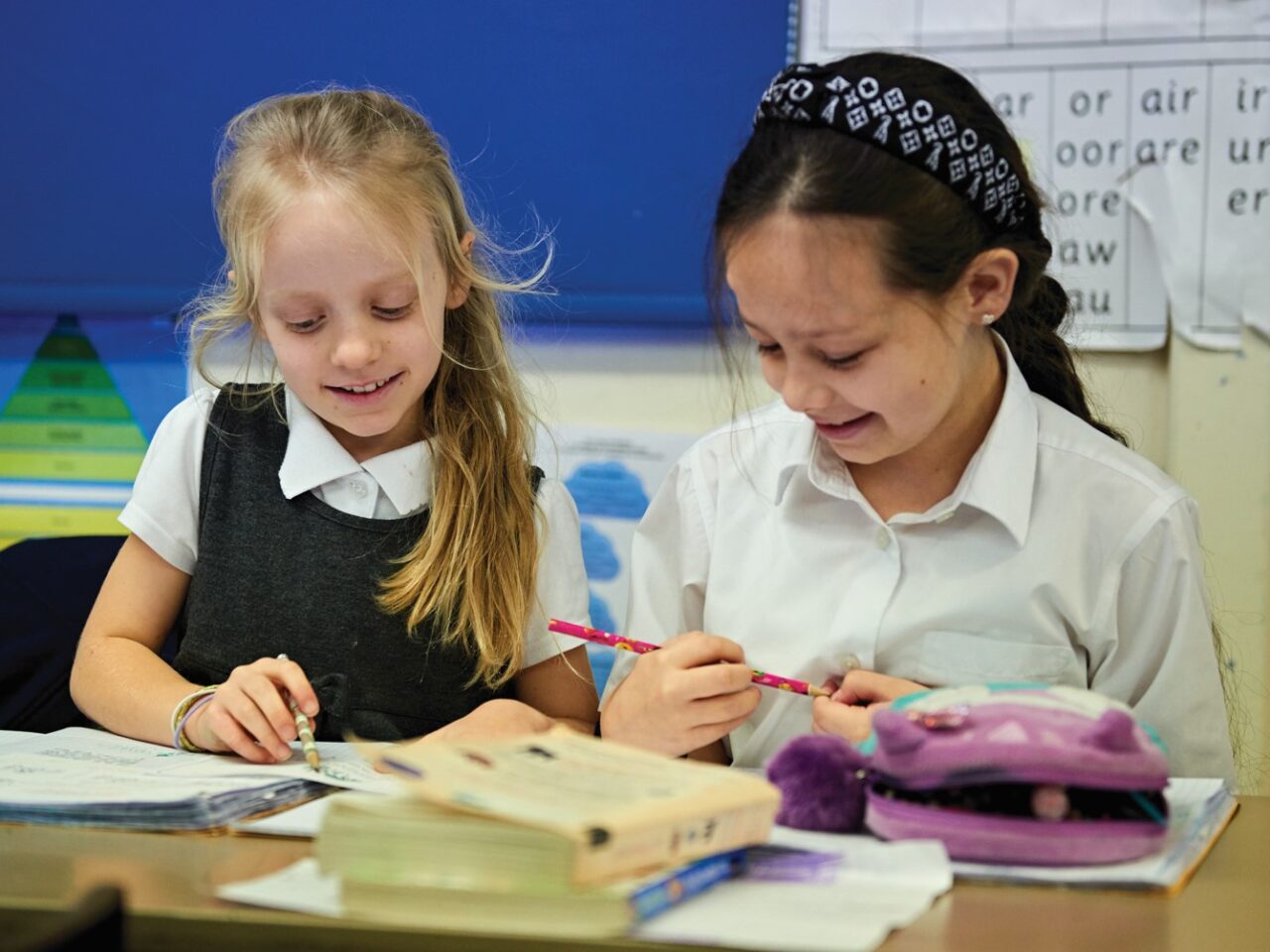 https://www.huish.education/wp-content/uploads/2024/07/how-we-help-1280x960.jpg